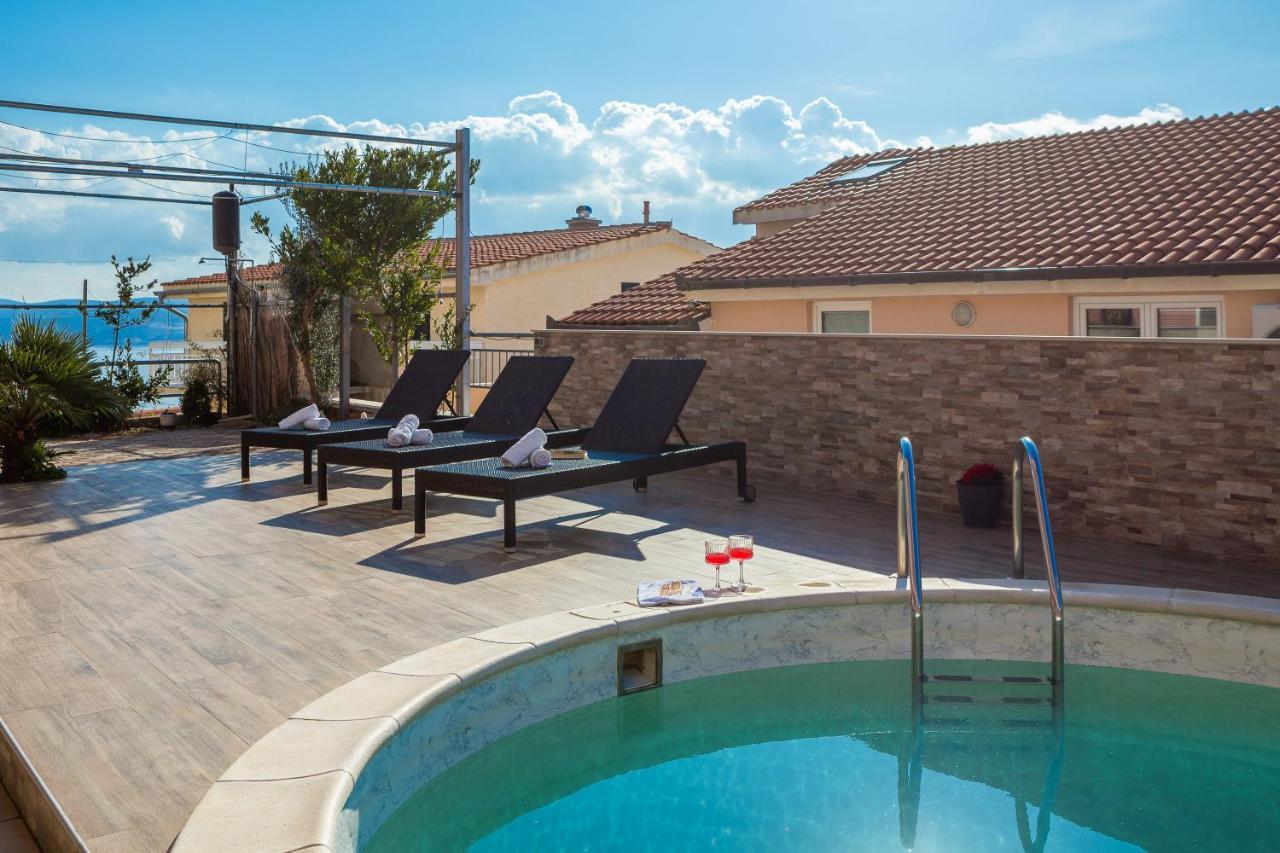 Solaris Holiday Home - Private Pool Stanici ภายนอก รูปภาพ