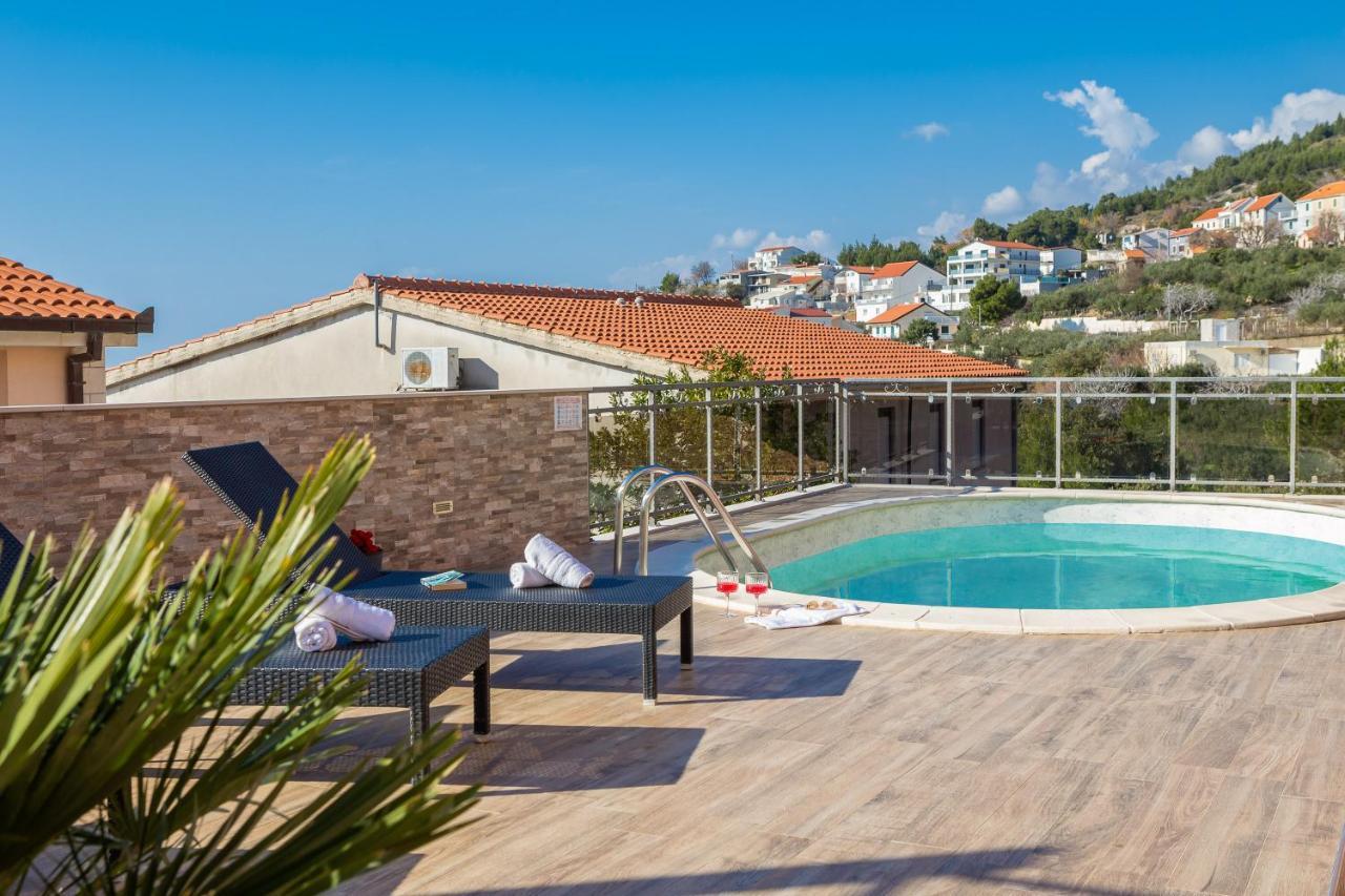 Solaris Holiday Home - Private Pool Stanici ภายนอก รูปภาพ