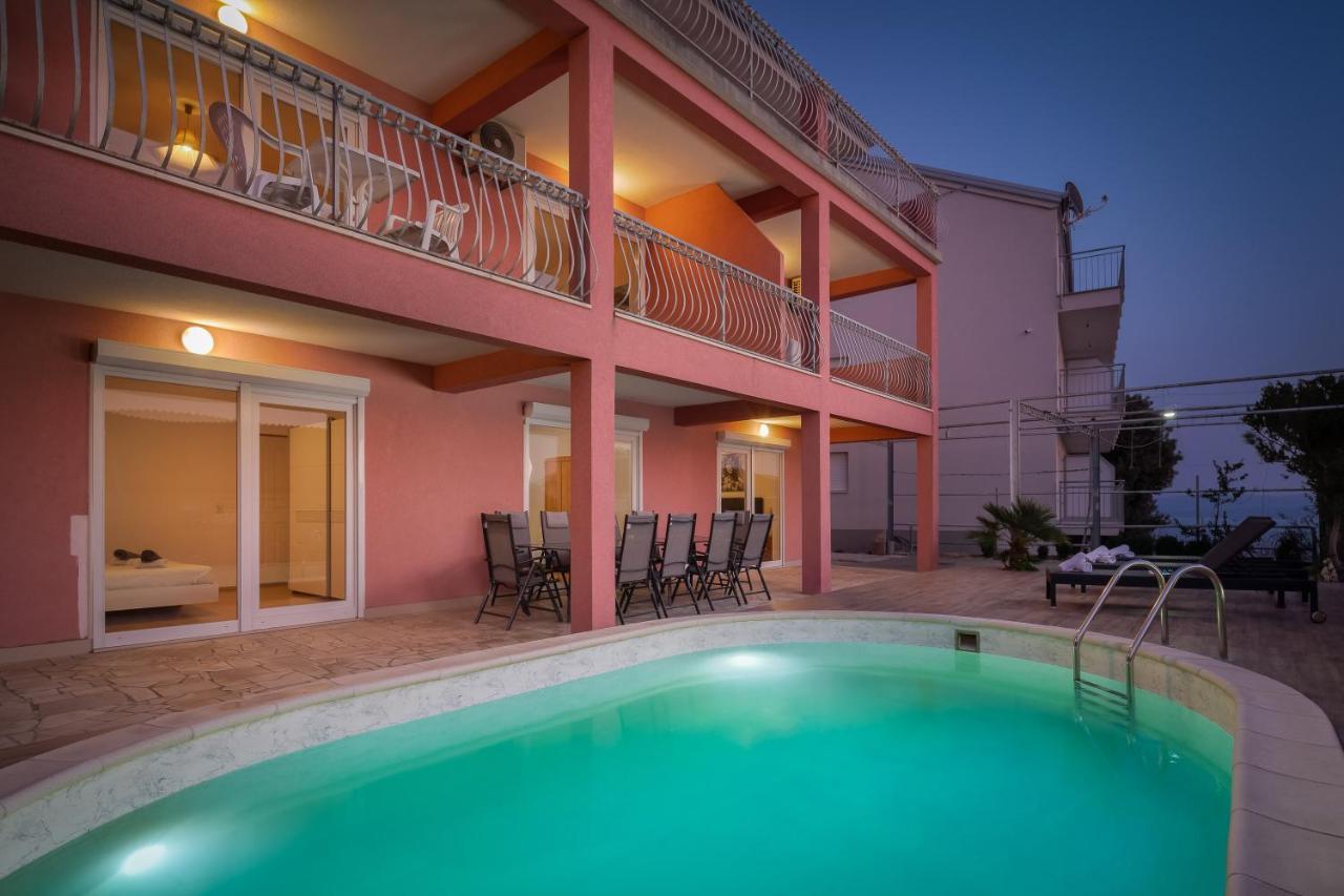 Solaris Holiday Home - Private Pool Stanici ภายนอก รูปภาพ